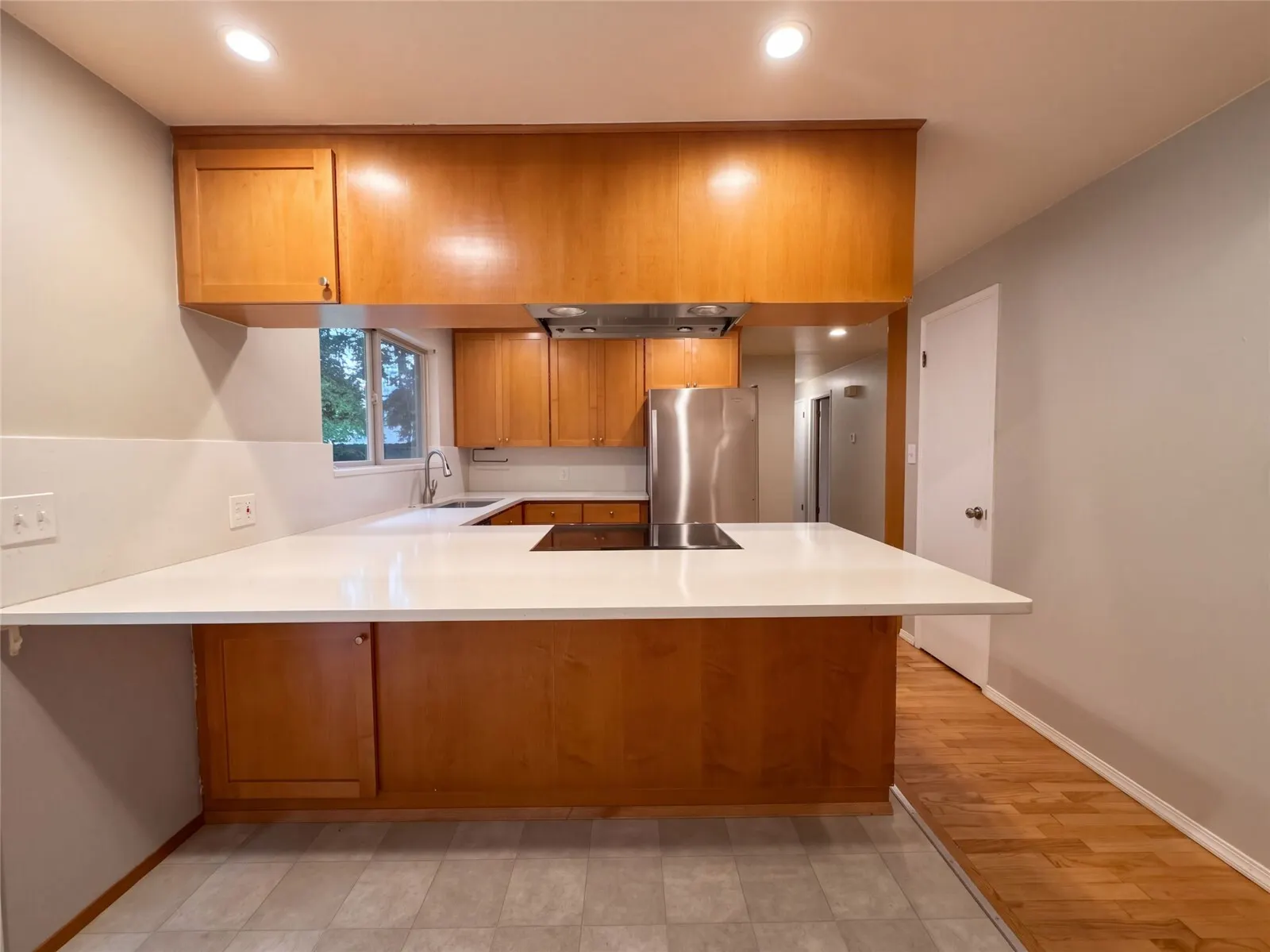 10401 130th Street , Kirkland, WA 98034