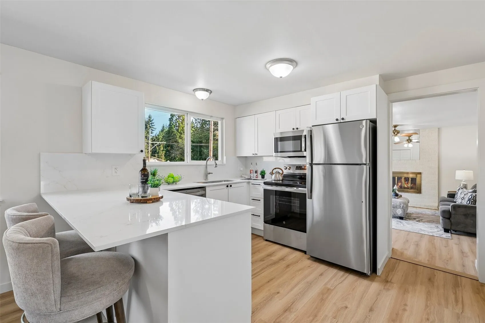 20731 54th Avenue W, Lynnwood, WA 98036