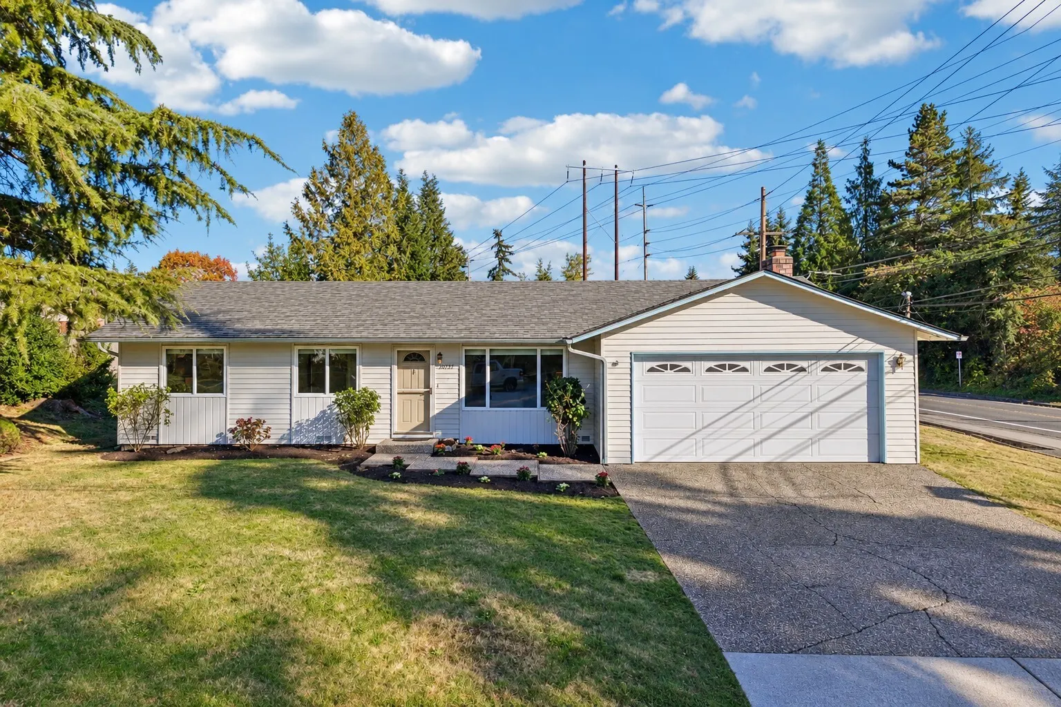 20731 54th Avenue W, Lynnwood, WA 98036