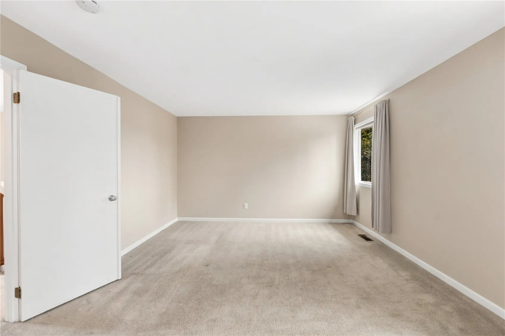 21336 NE 1st Street , Sammamish, WA 98074