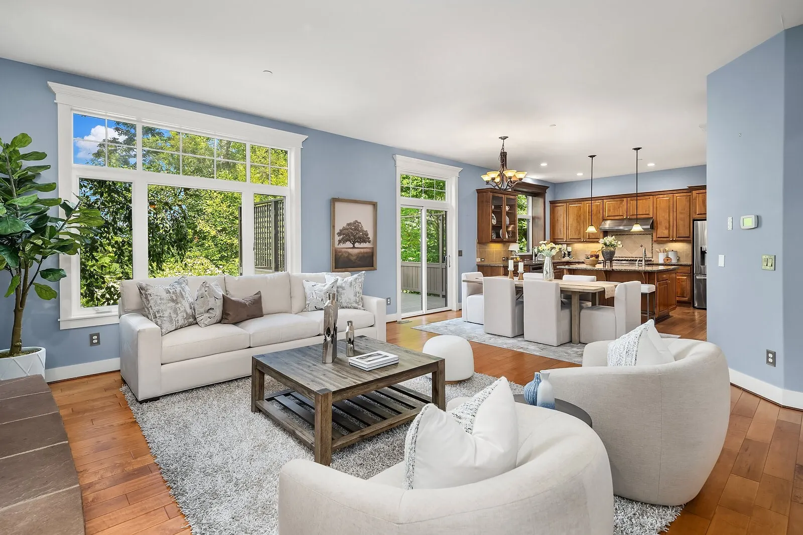 2534 NW Stoney Creek Drive , Issaquah, WA 98027