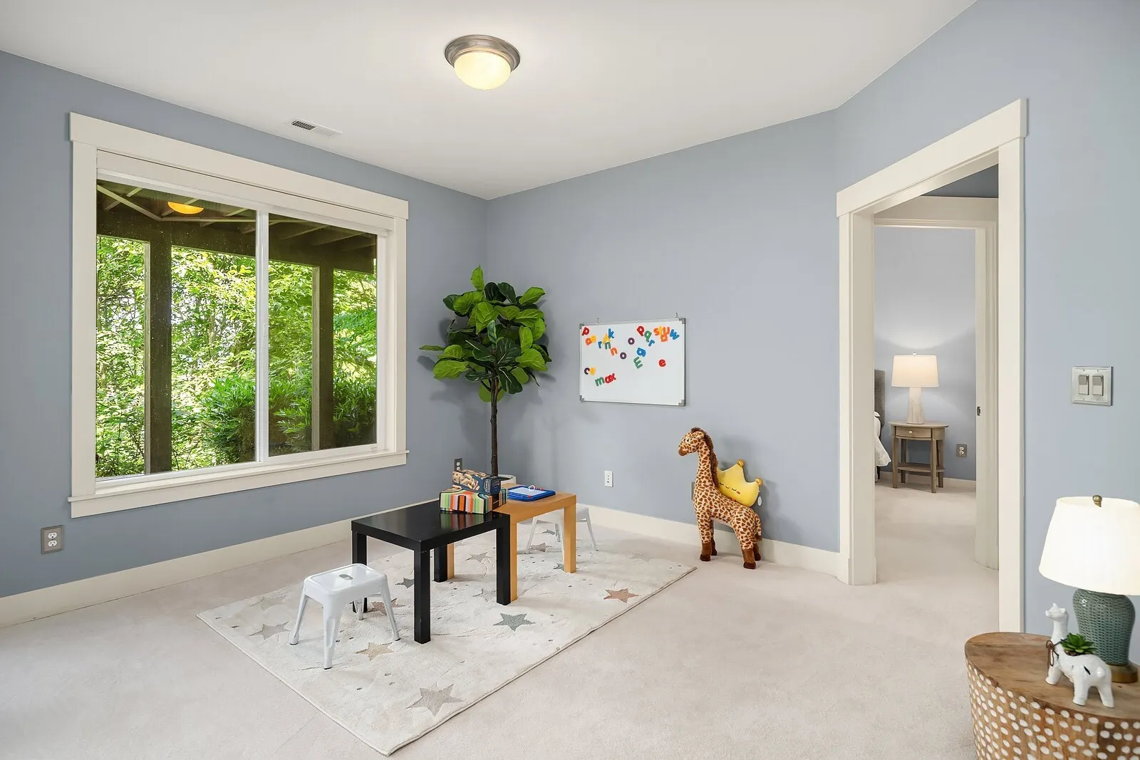 2534 NW Stoney Creek Drive , Issaquah, WA 98027