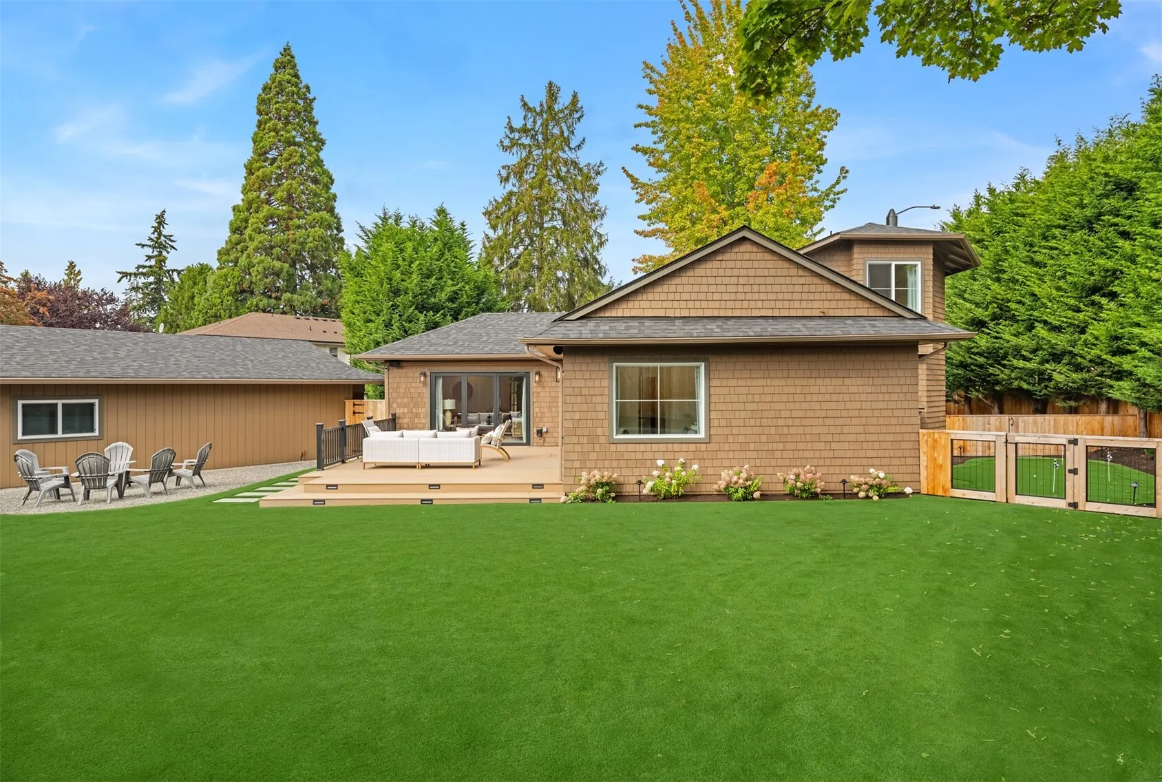 701 20th Avenue W, Kirkland, WA 98033