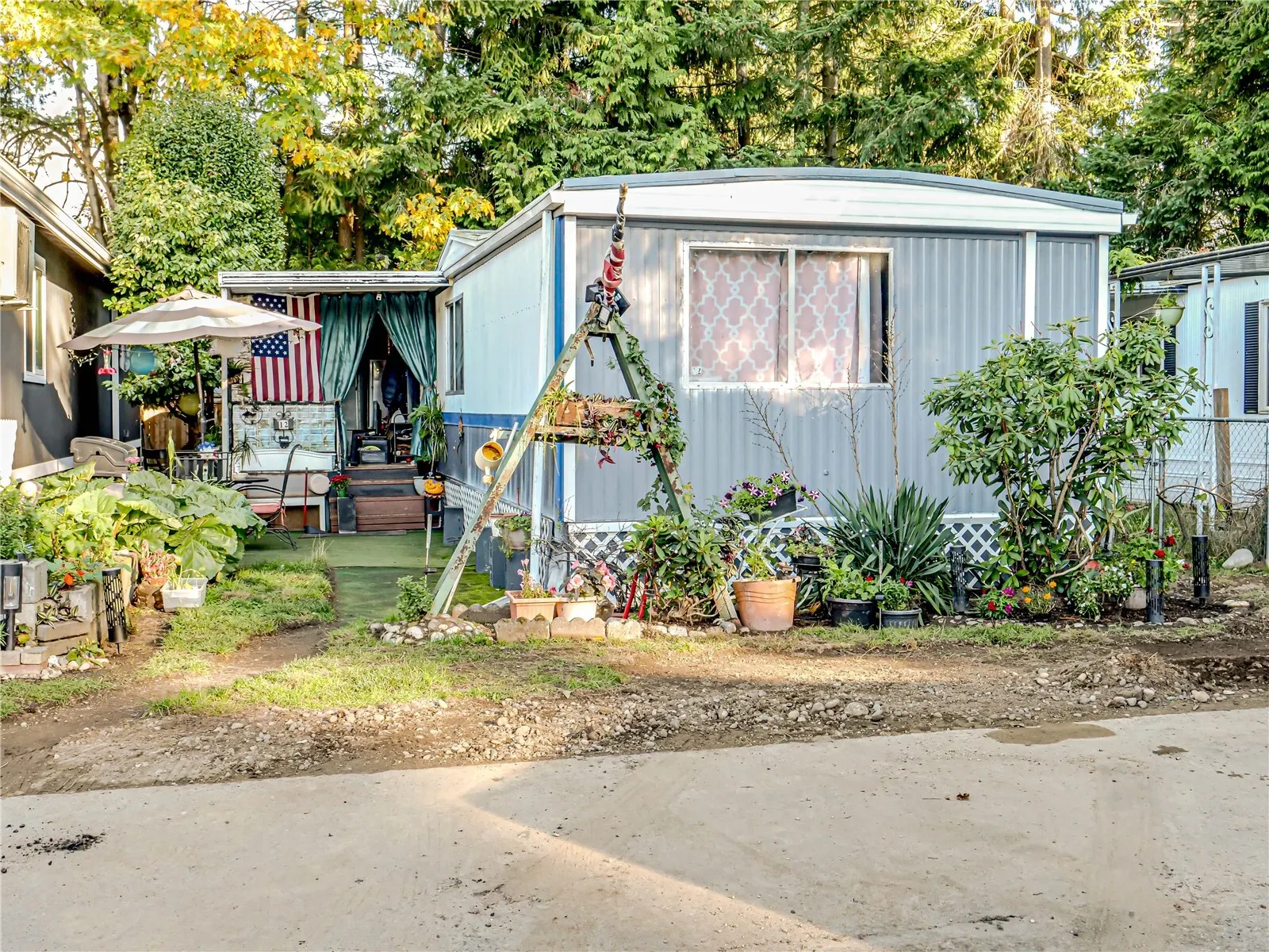7028 SW 208th St #12, Lynnwood, WA 98036