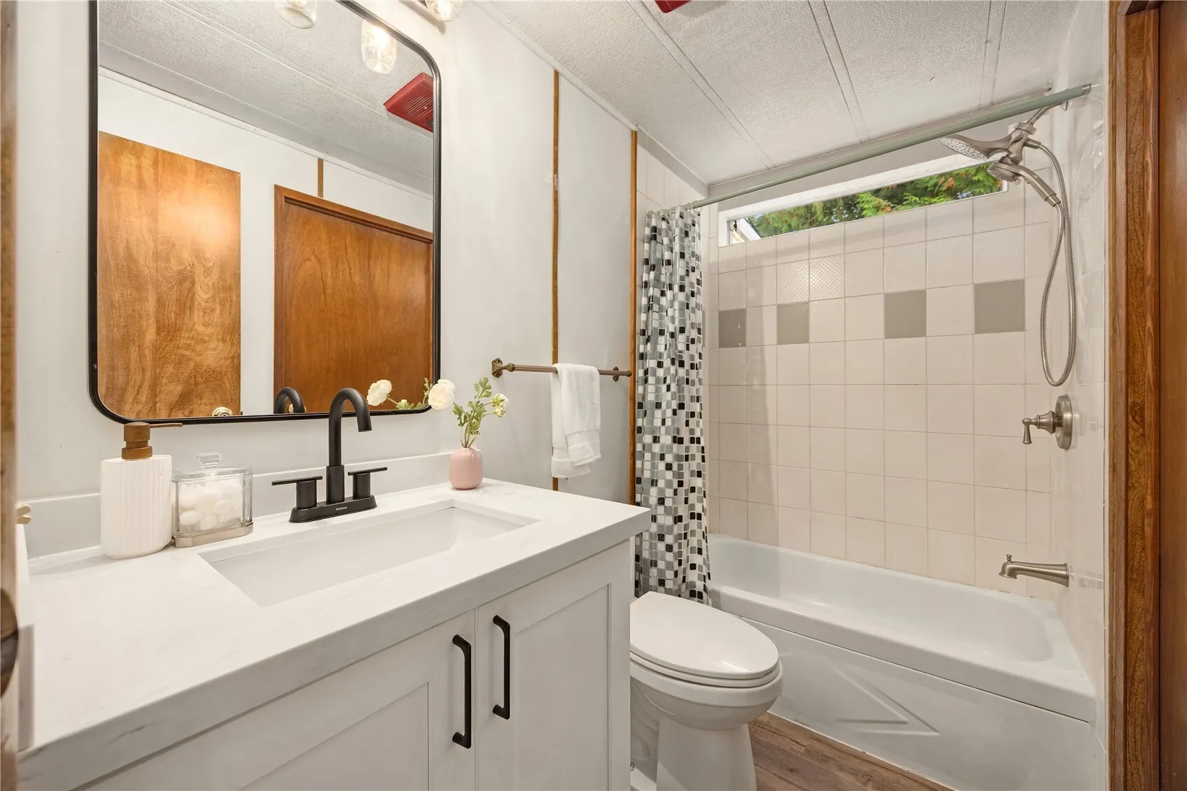 25003 SE 133rd Way , Issaquah, WA 98027