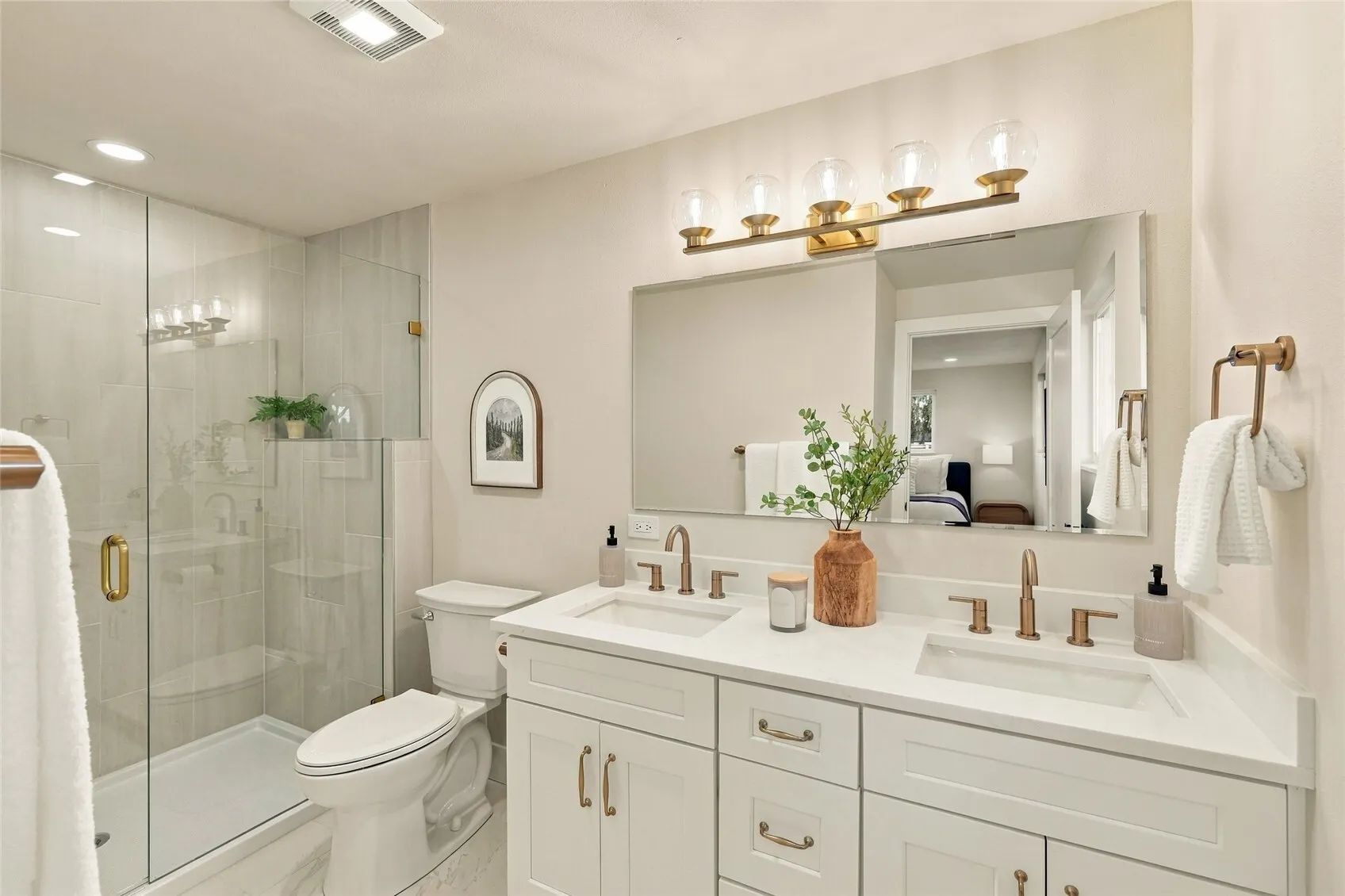 17028 Larch Way , Lynnwood, WA 98037