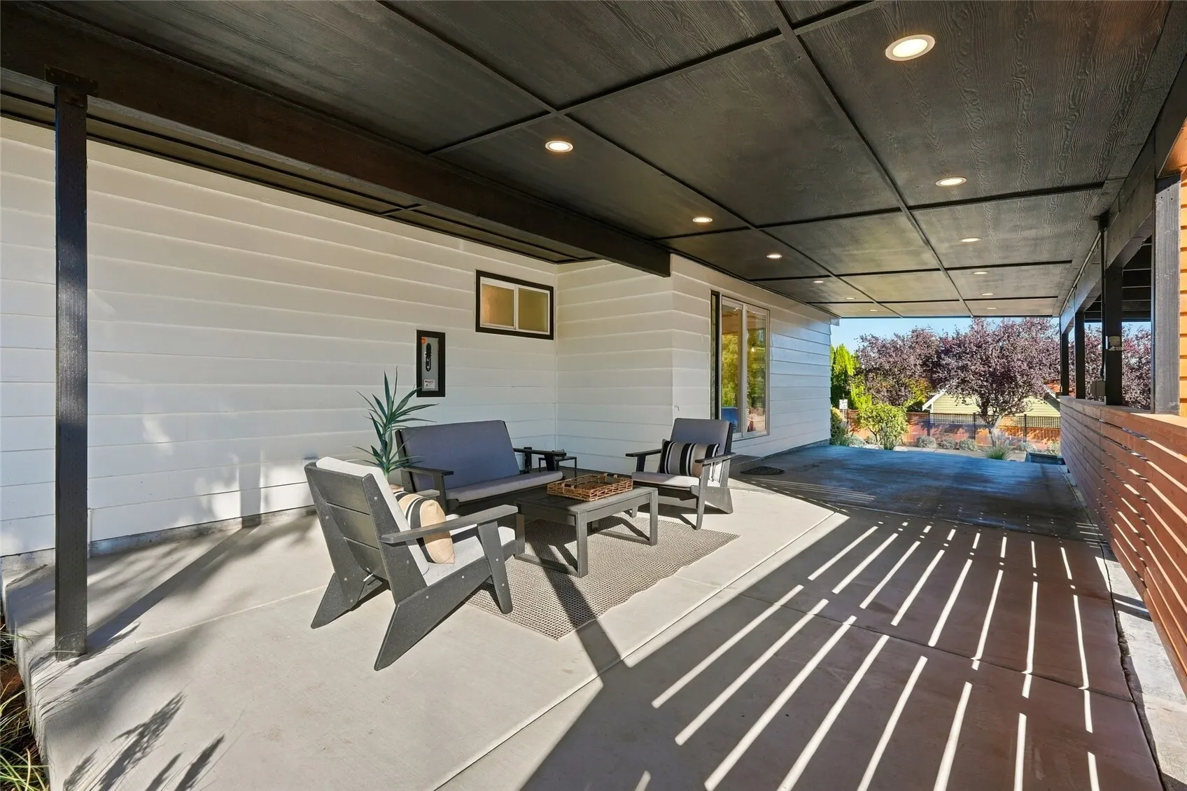 17028 Larch Way , Lynnwood, WA 98037