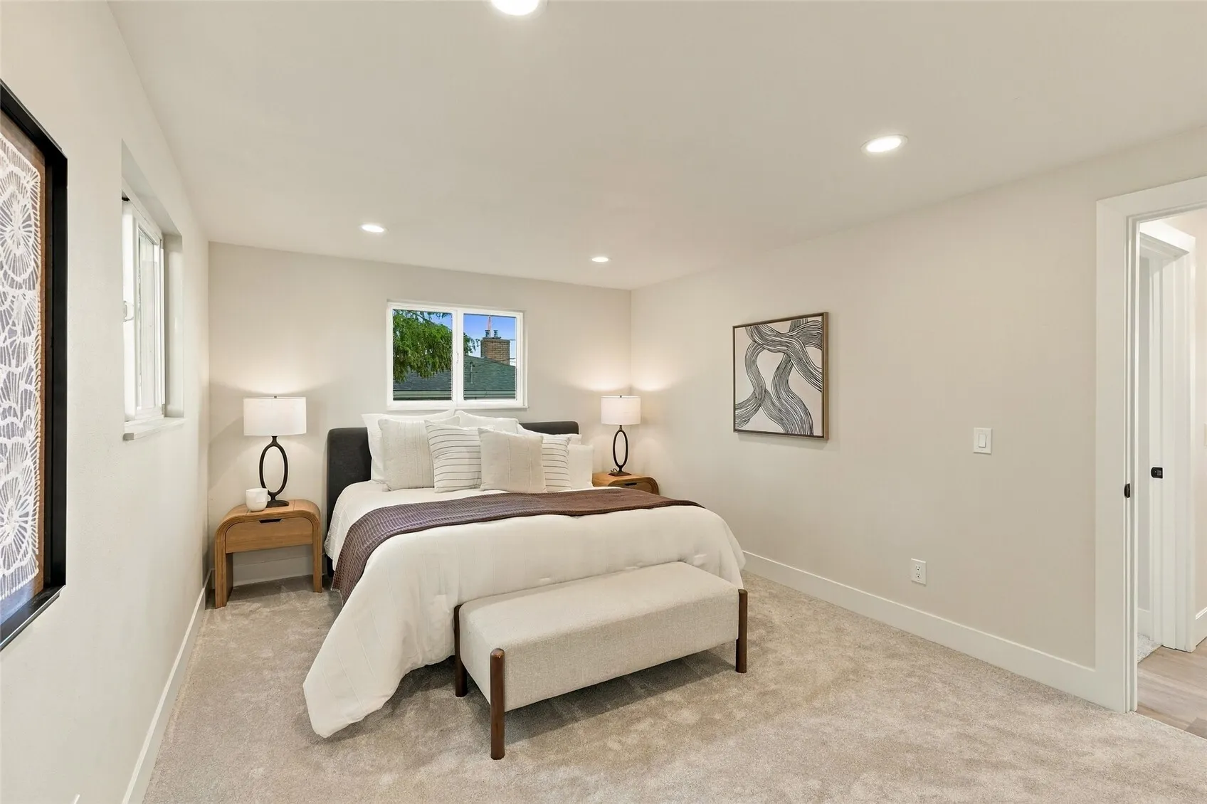 17028 Larch Way , Lynnwood, WA 98037