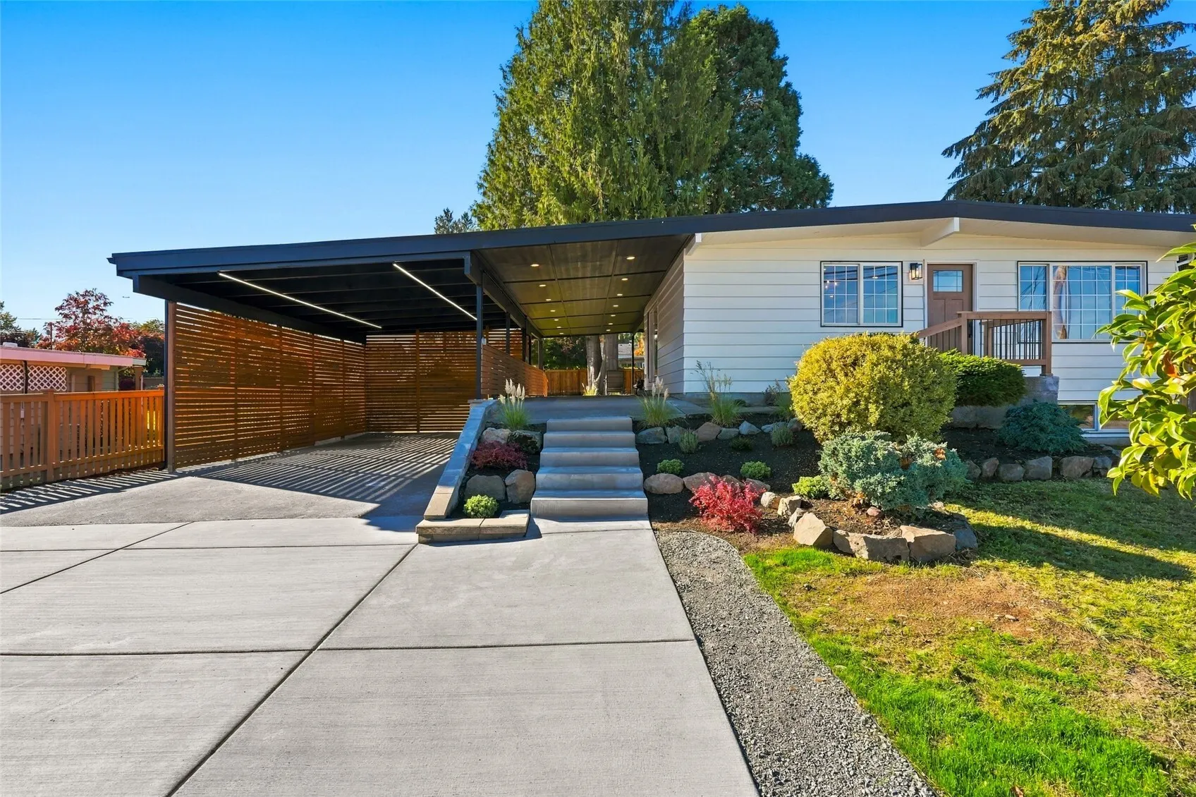 17028 Larch Way , Lynnwood, WA 98037