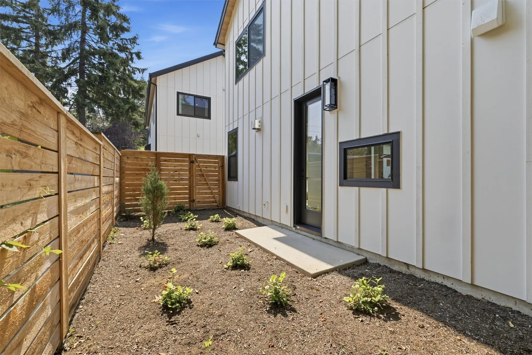 9012 124th Lane NE, Kirkland, WA 98033