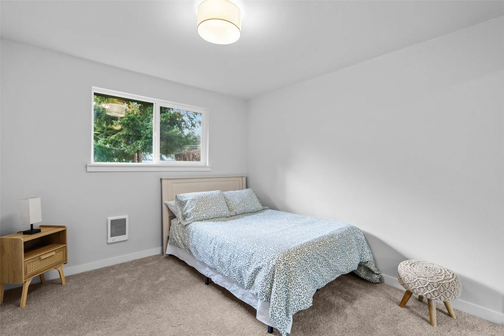 12418 SE 202nd Place , Kent, WA 98031