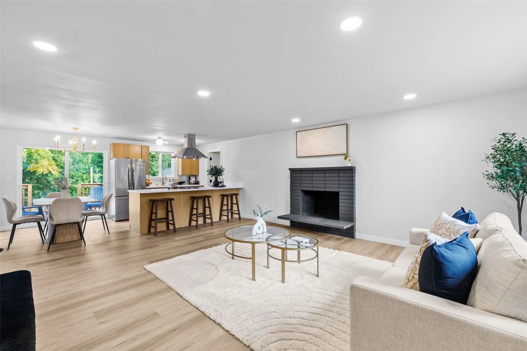 12418 SE 202nd Place , Kent, WA 98031