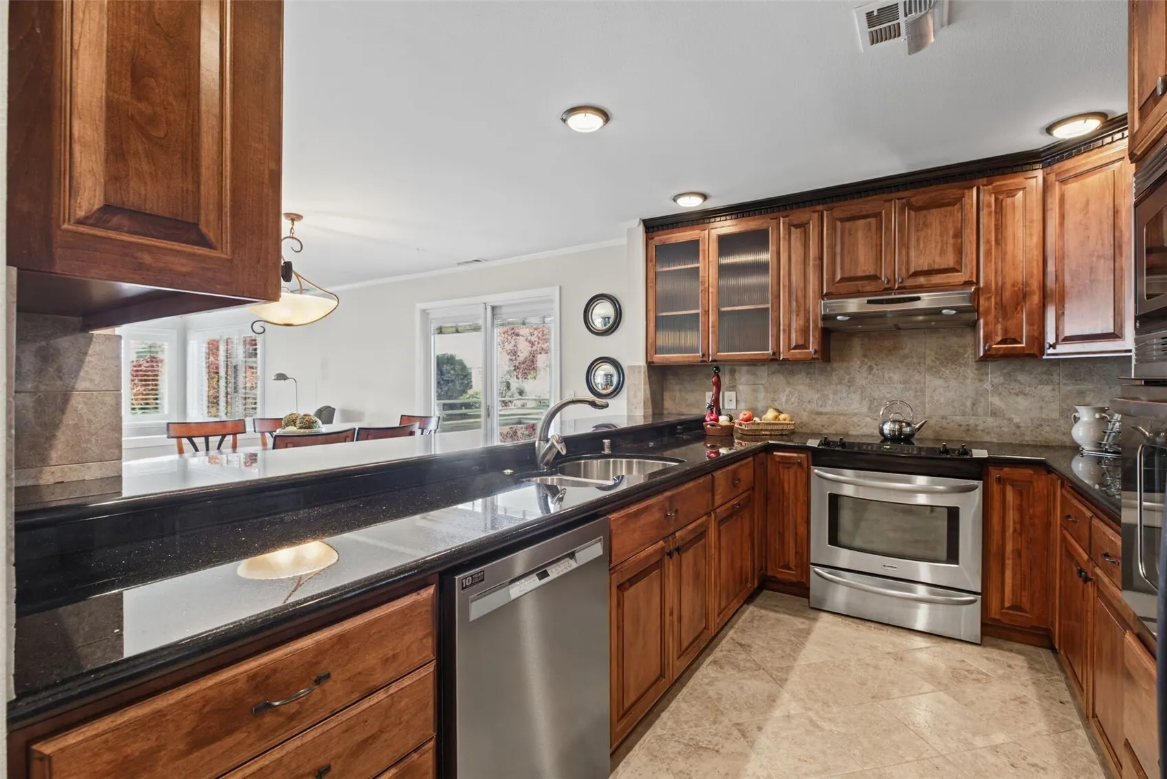 10115 NE 62nd Street #A202, Kirkland, WA 98033