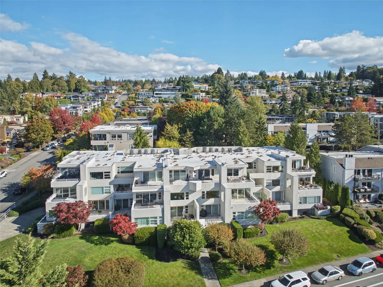 10115 NE 62nd Street #A202, Kirkland, WA 98033