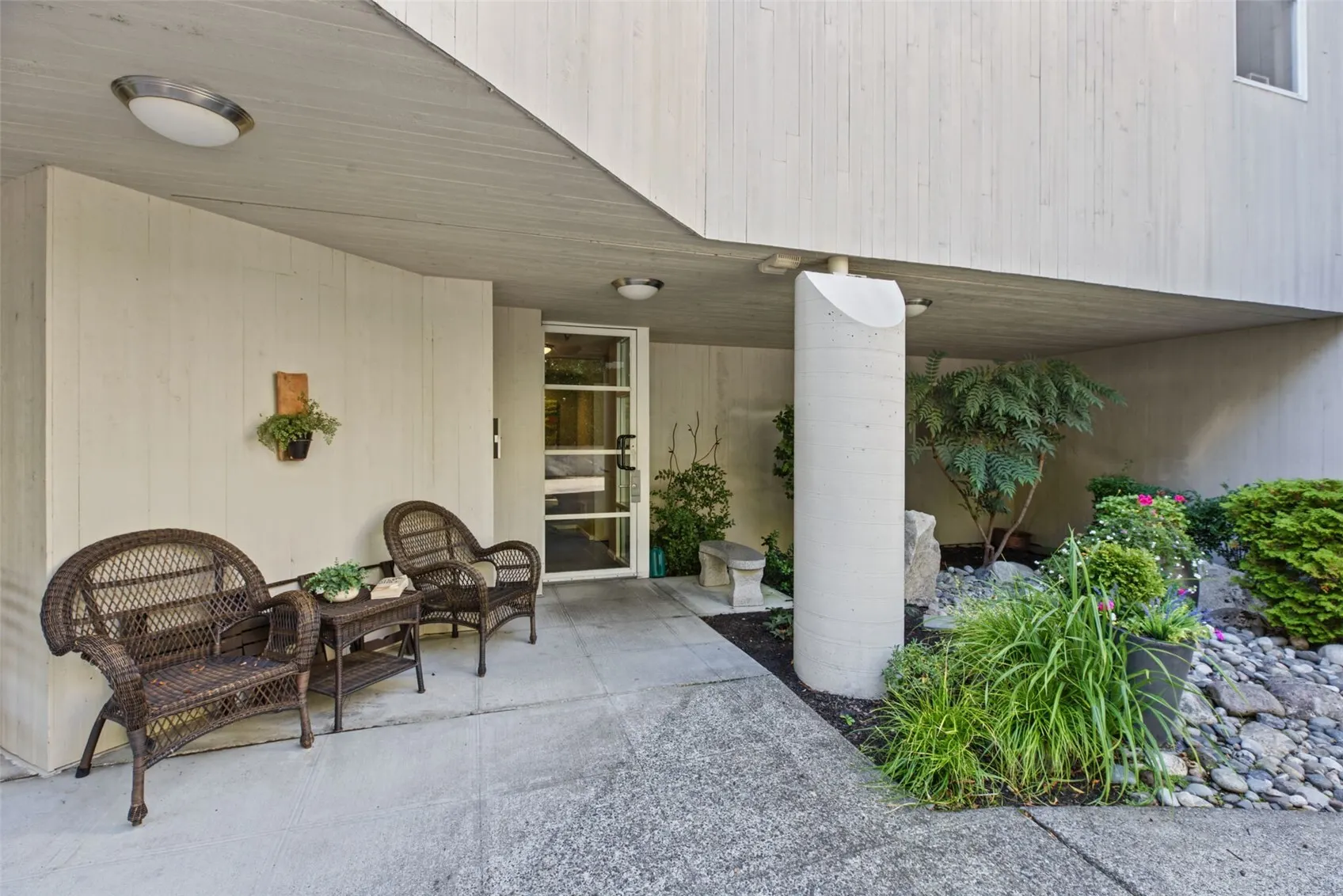 10115 NE 62nd Street #A202, Kirkland, WA 98033