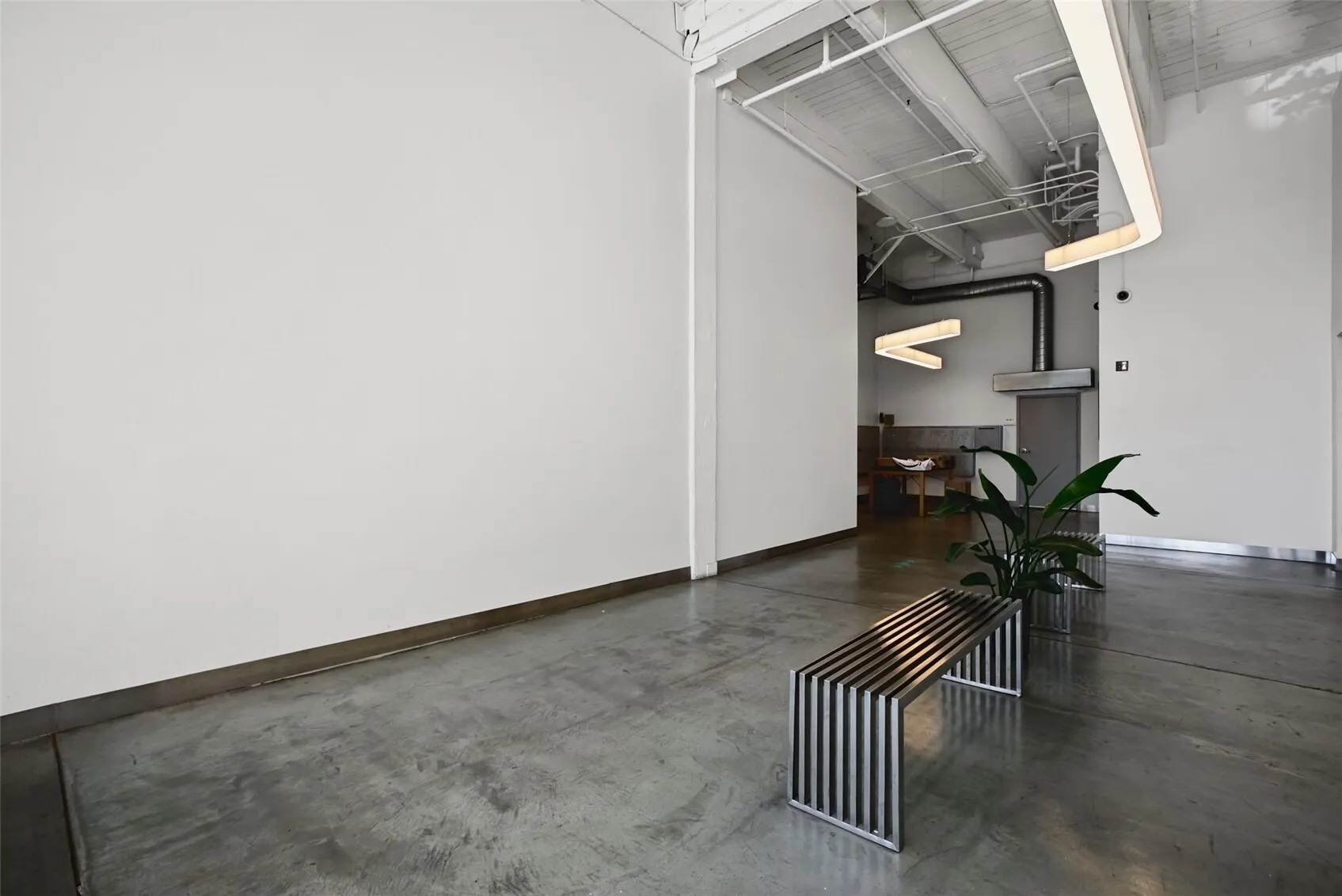 2307 Western Avenue , Seattle, WA 98121