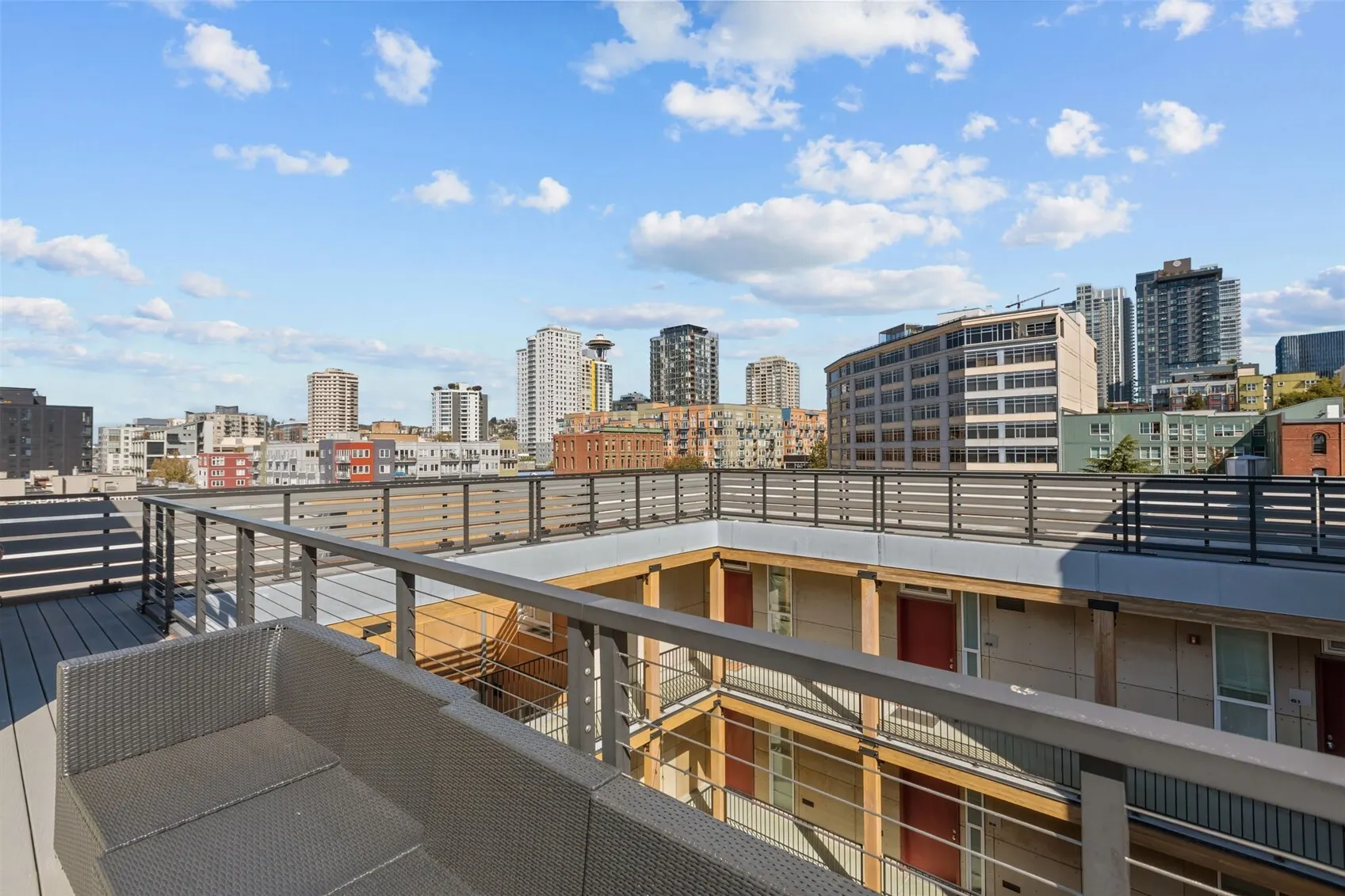 2307 Western Avenue , Seattle, WA 98121