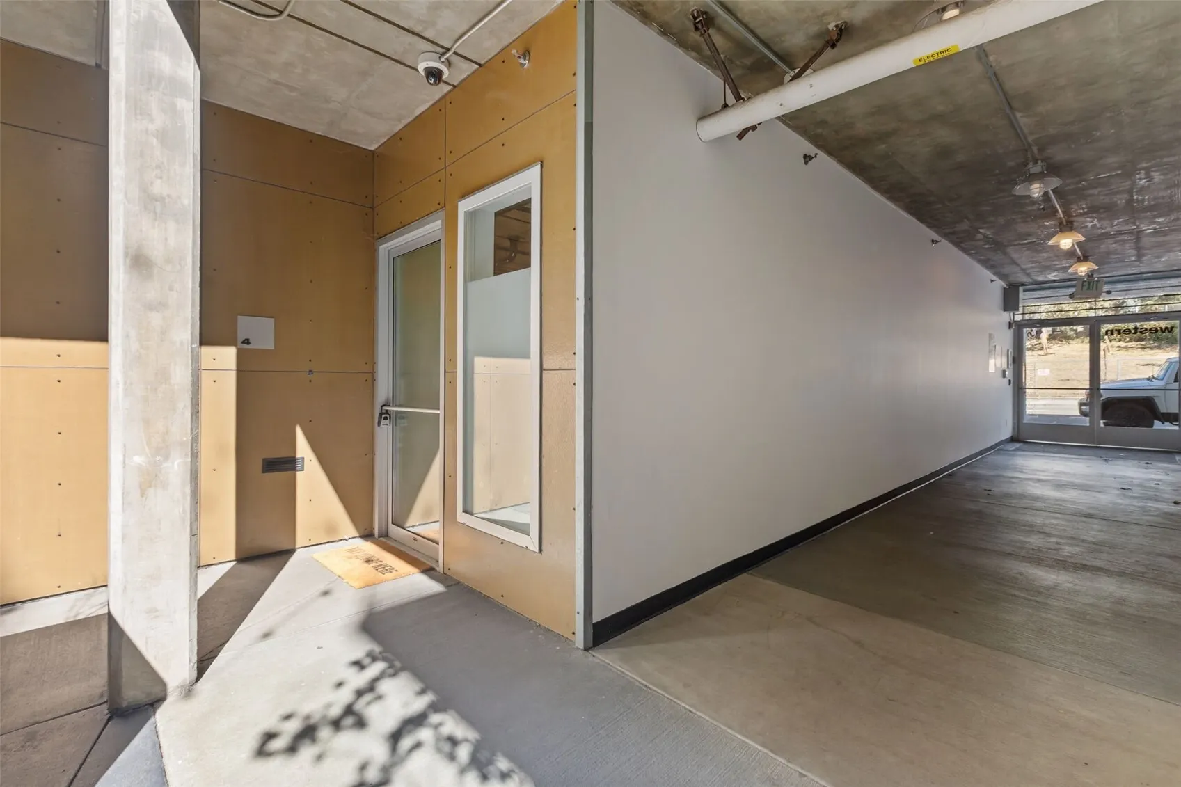 2307 Western Avenue , Seattle, WA 98121