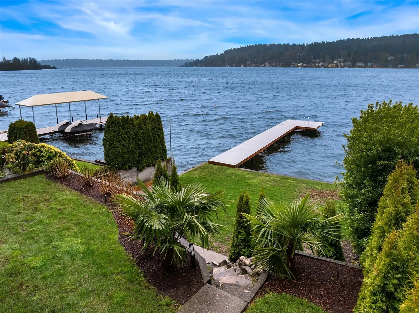6631 Ripley Lane SE, Renton, WA 98056