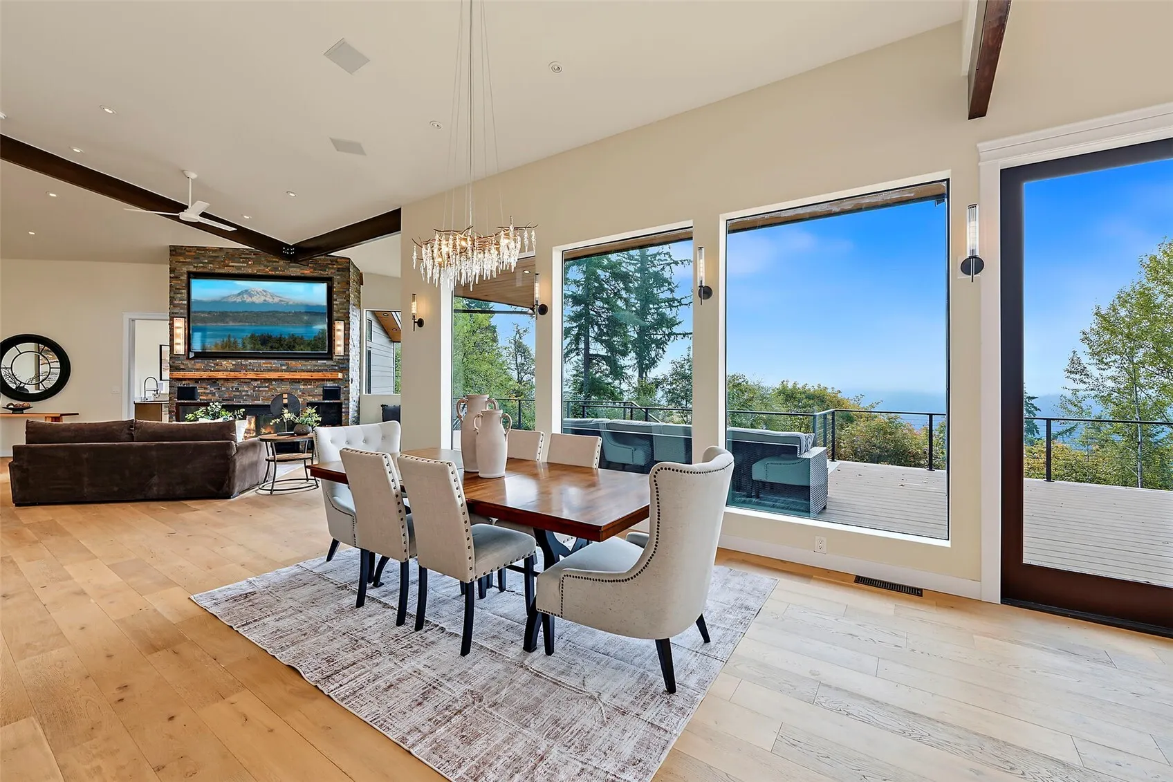 12013 206th Place SE, Issaquah, WA 98027