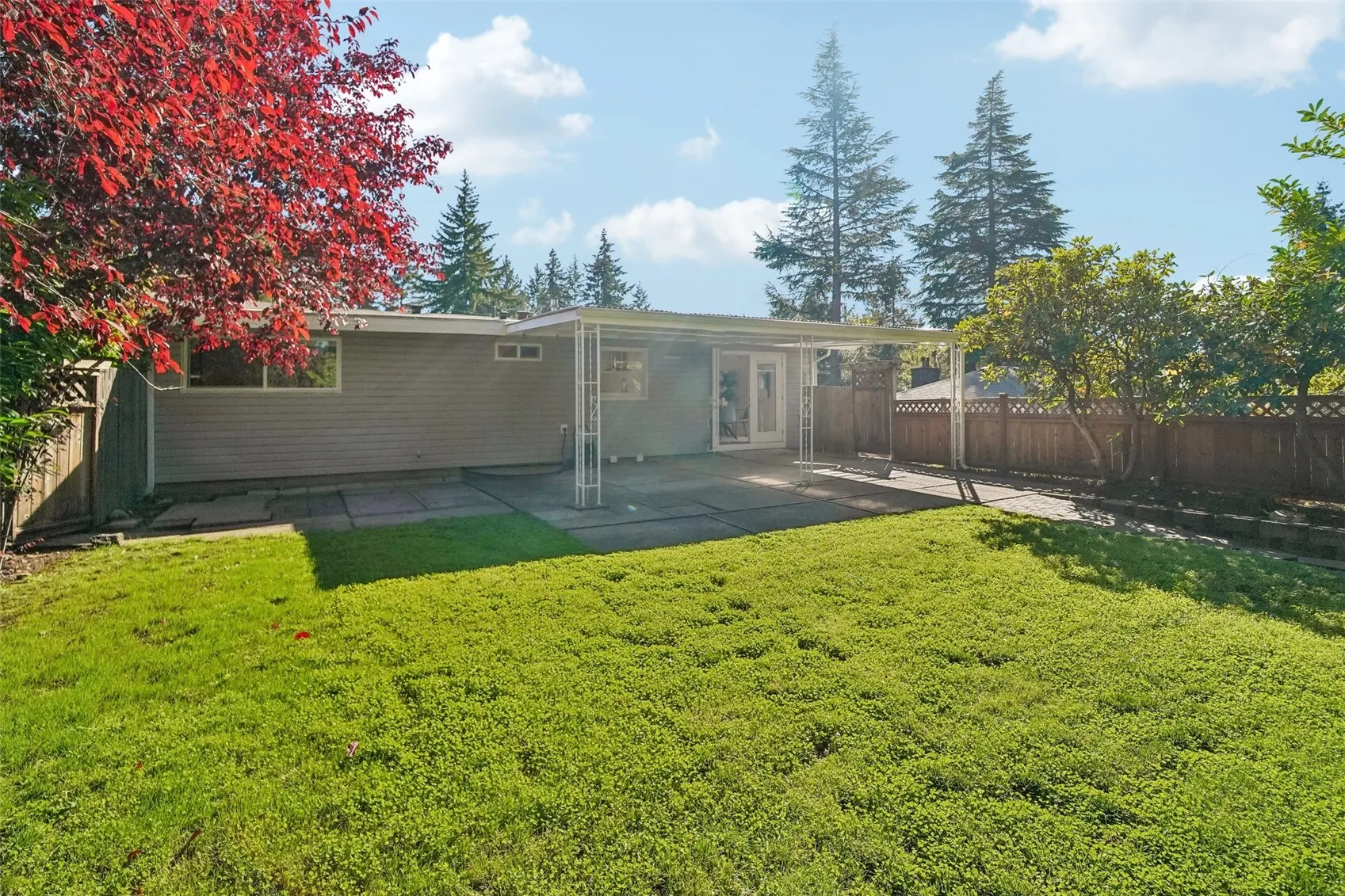 16246 NE 1st Street , Bellevue, WA 98008