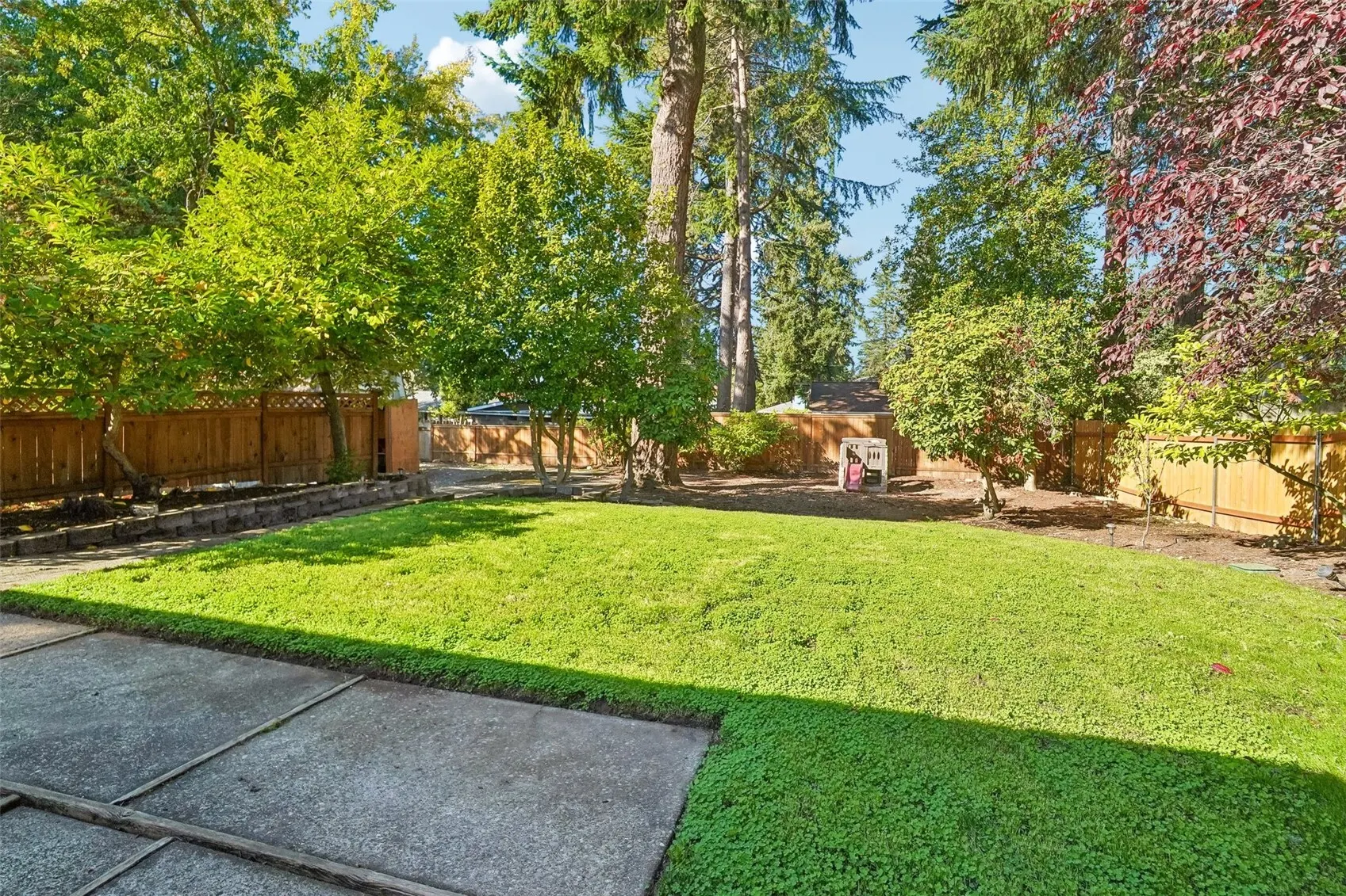 16246 NE 1st Street , Bellevue, WA 98008