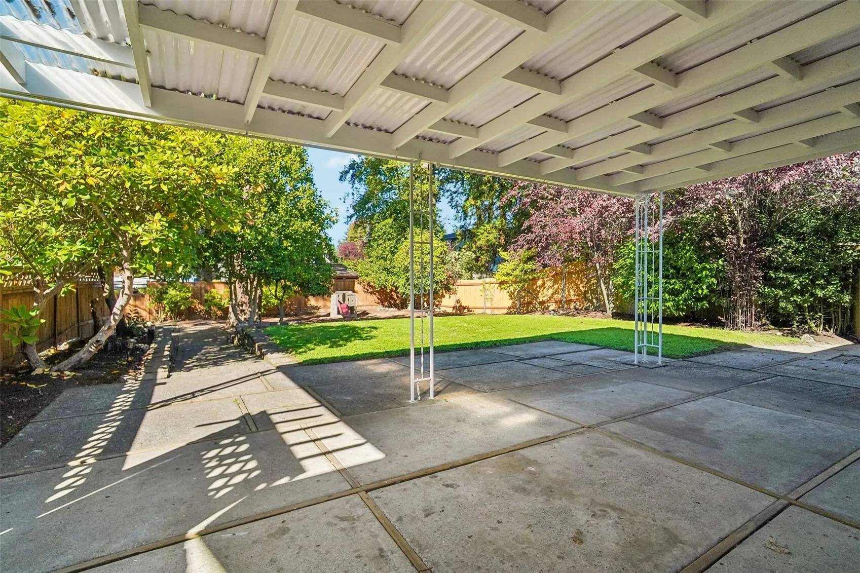 16246 NE 1st Street , Bellevue, WA 98008