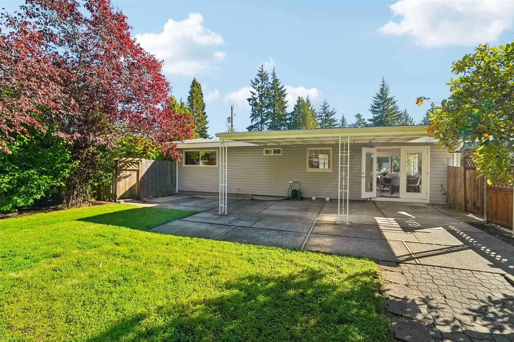 16246 NE 1st Street , Bellevue, WA 98008