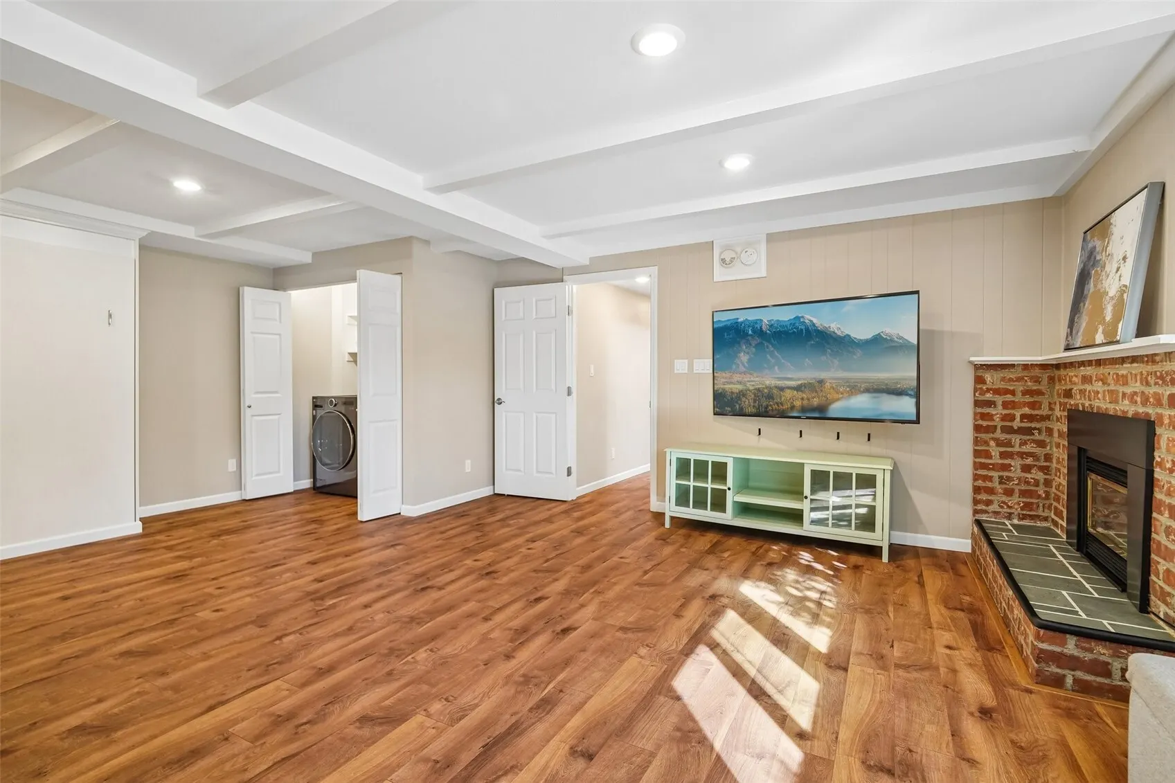 16246 NE 1st Street , Bellevue, WA 98008