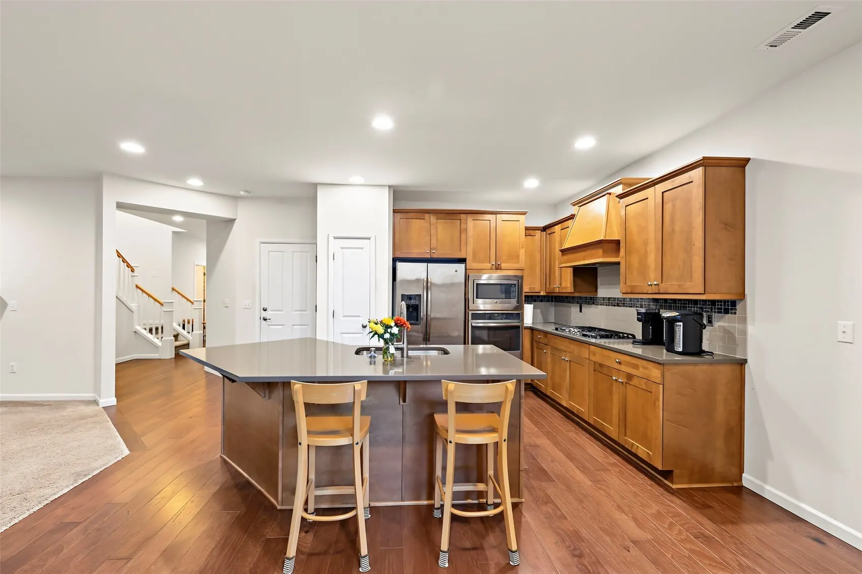 19527 33rd Drive SE, Bothell, WA 98012
