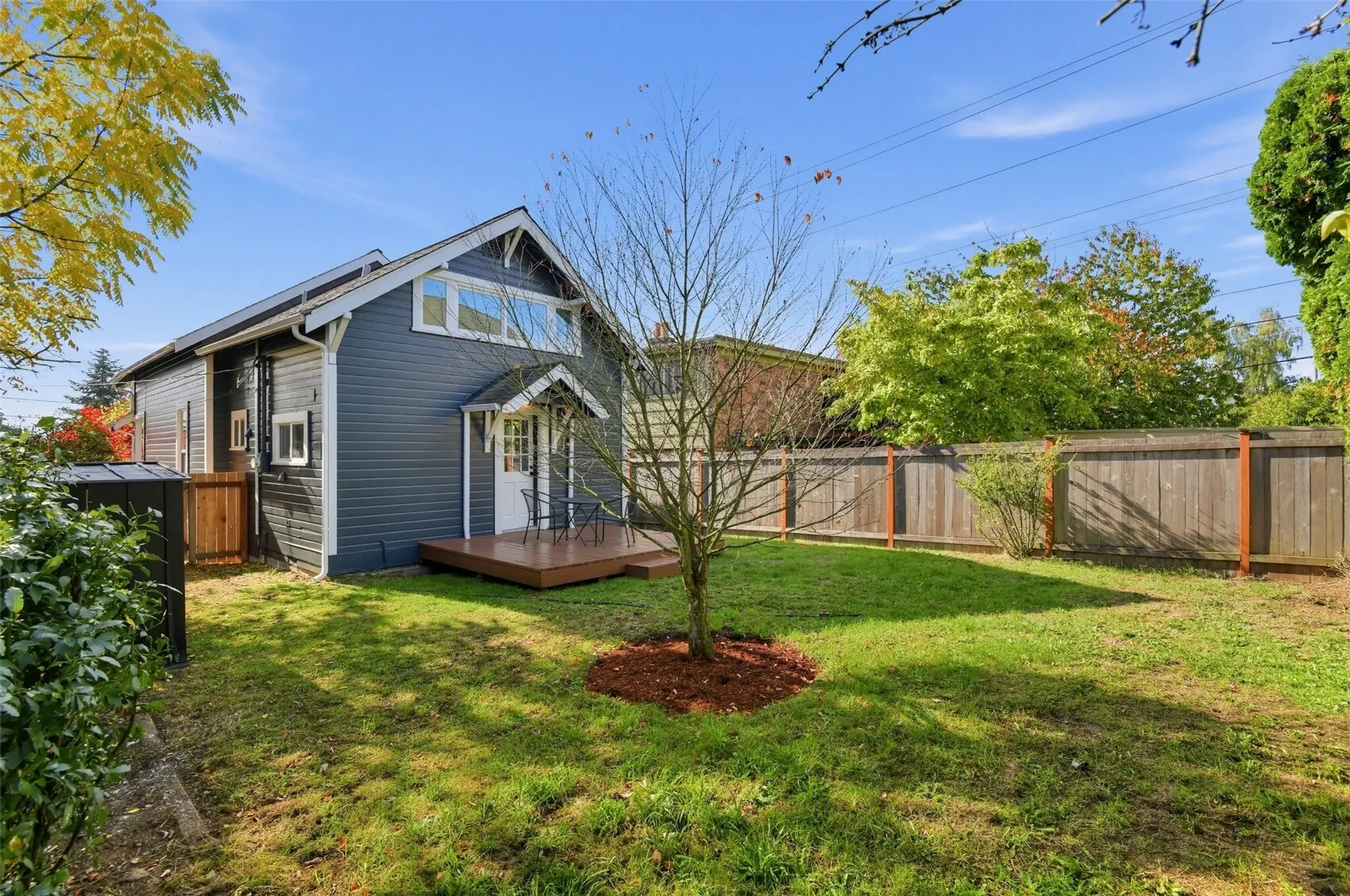 852 NW 62nd Street , Seattle, WA 98107