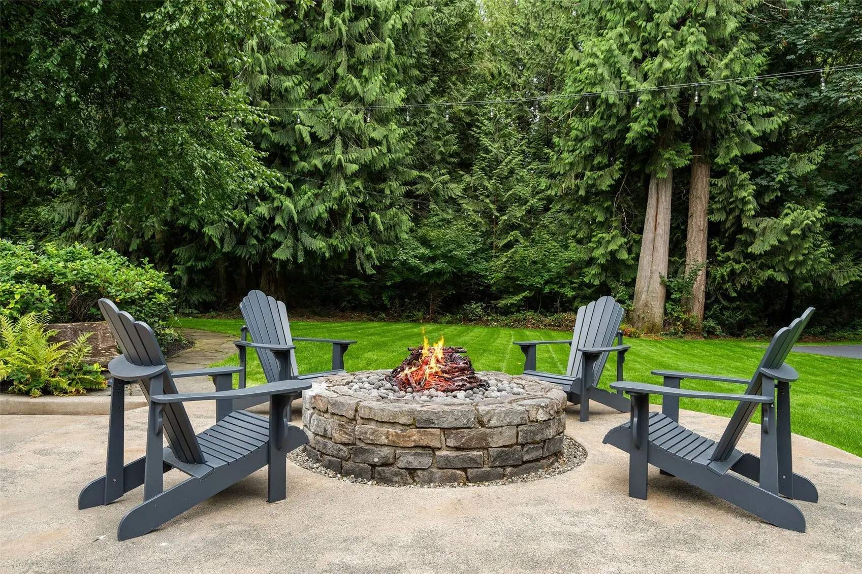 24950 SE Old Black Nugget Road , Issaquah, WA 98029