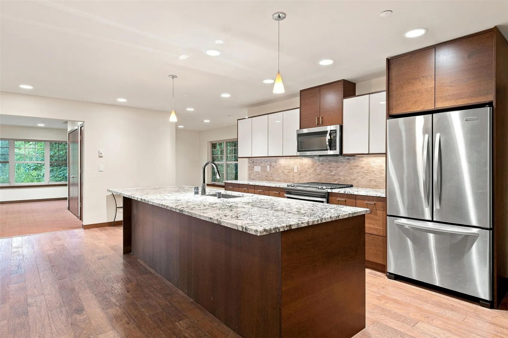 24950 SE Old Black Nugget Road , Issaquah, WA 98029