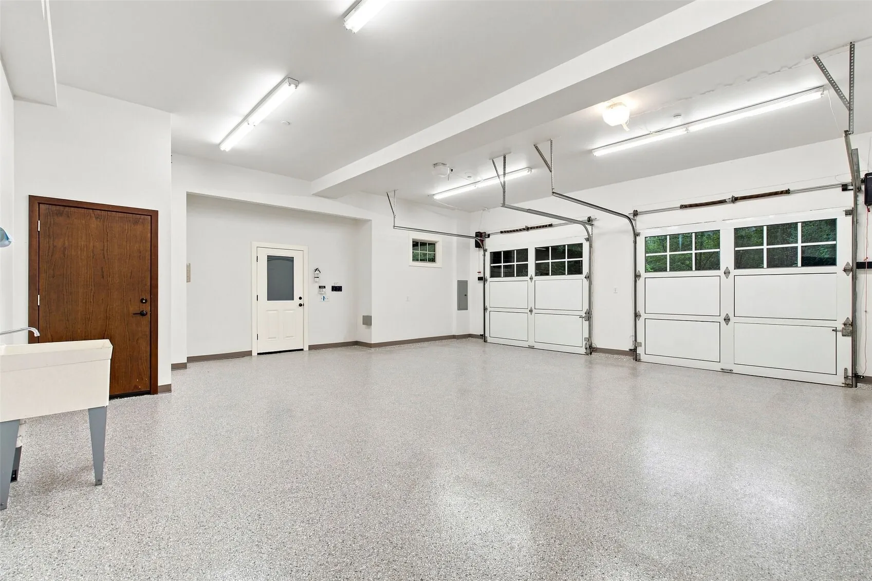 24950 SE Old Black Nugget Road , Issaquah, WA 98029