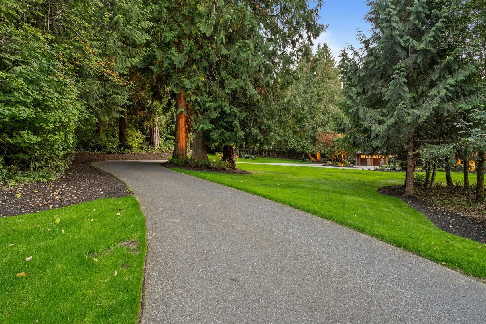 24950 SE Old Black Nugget Road , Issaquah, WA 98029