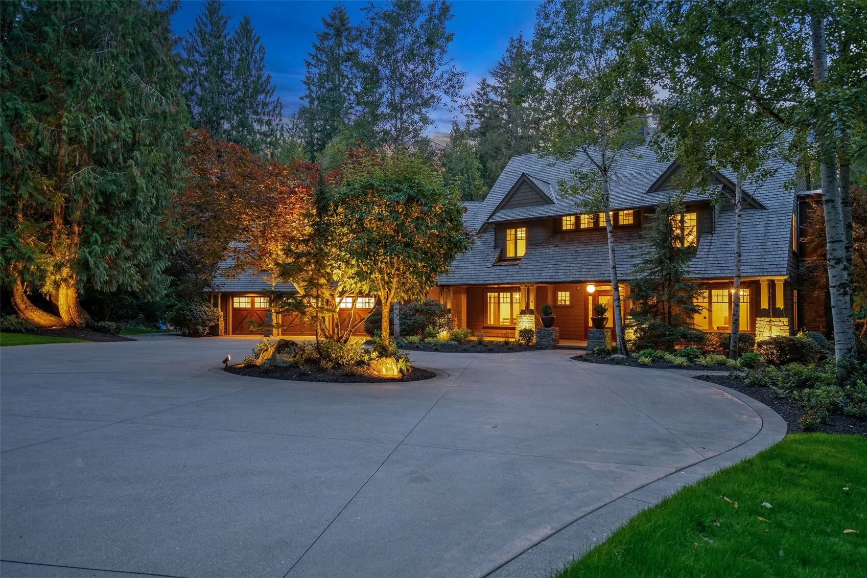 24950 SE Old Black Nugget Road , Issaquah, WA 98029