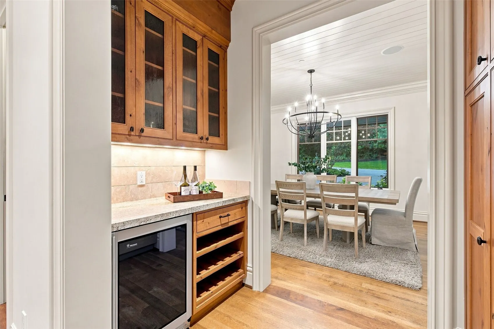 24950 SE Old Black Nugget Road , Issaquah, WA 98029