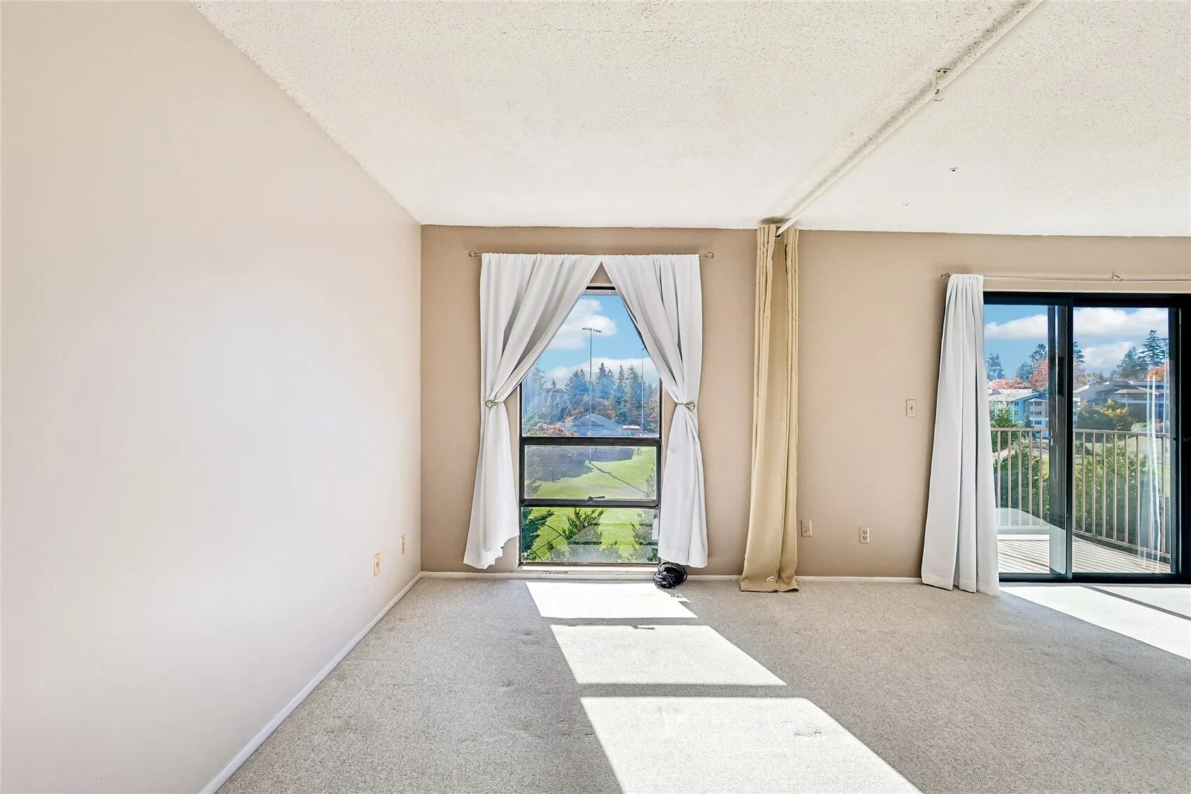 13201 Linden Avenue N #508A, Seattle, WA 98133