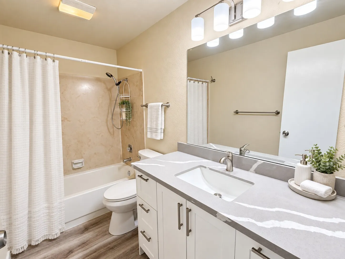 21513 4th Avenue W #C13, Bothell, WA 98021