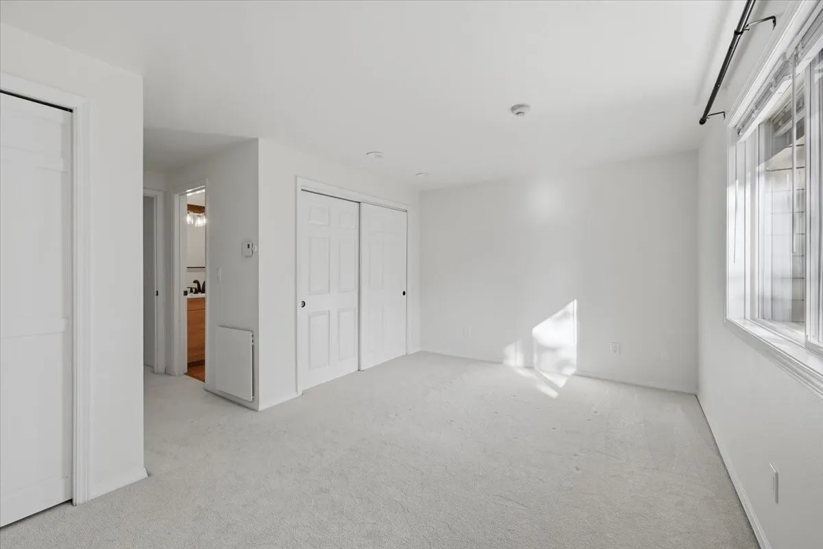 7027 210th Street SW #A, Lynnwood, WA 98036