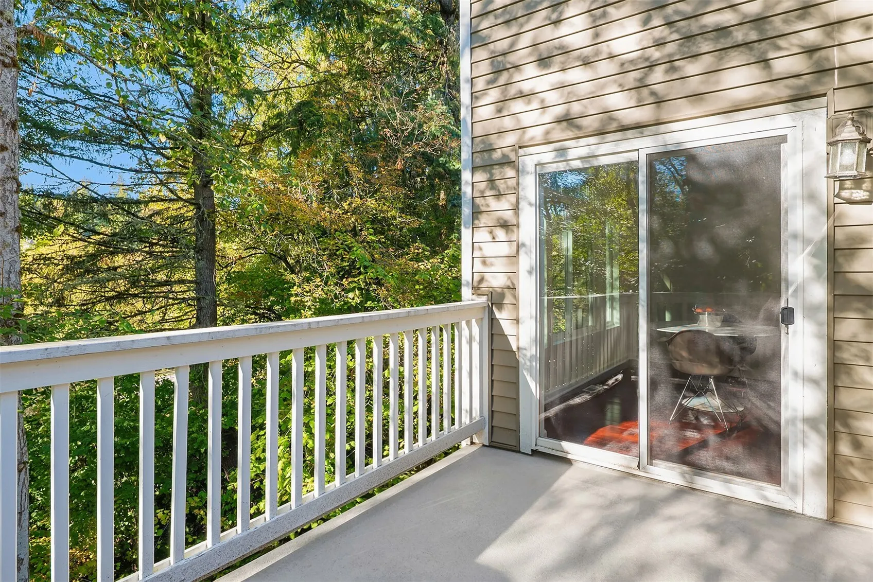 6515 SE Cougar Mountain Way #1, Bellevue, WA 98006