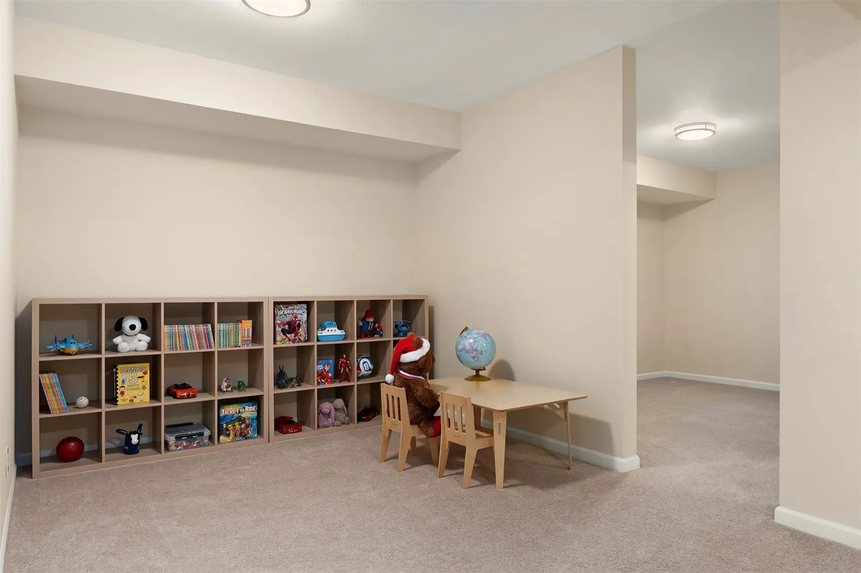 6515 SE Cougar Mountain Way #1, Bellevue, WA 98006