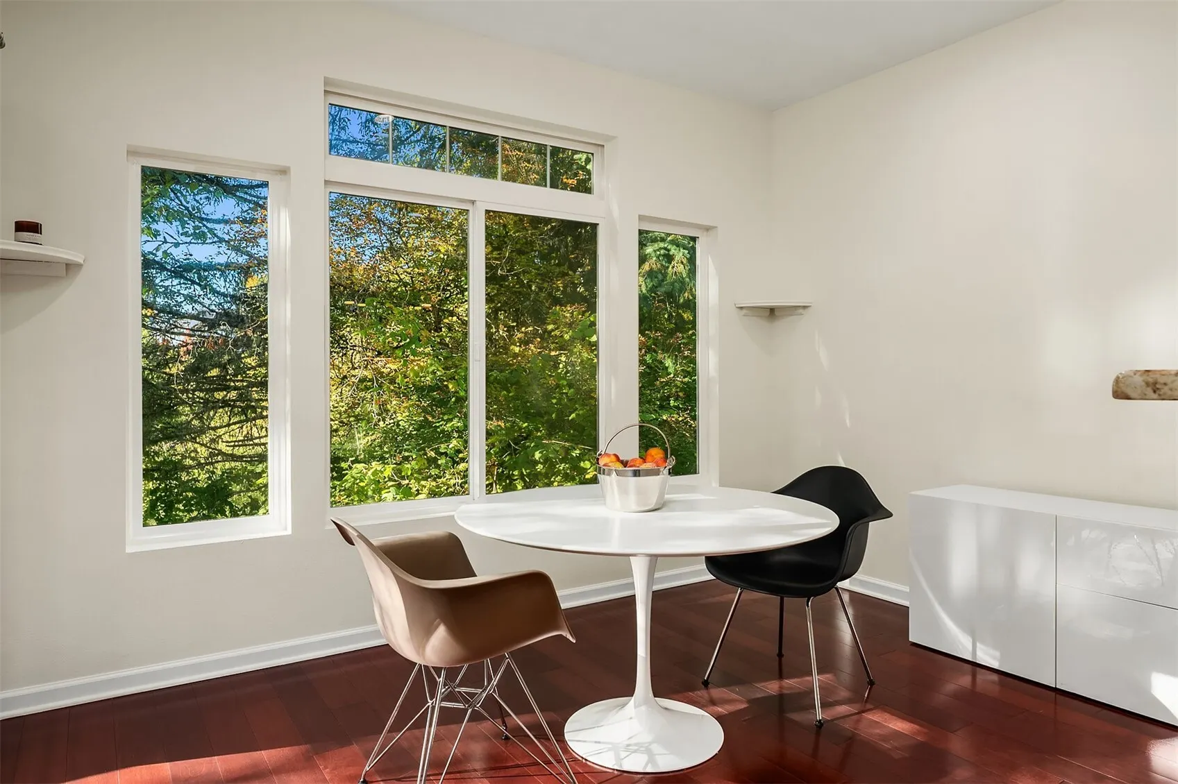 6515 SE Cougar Mountain Way #1, Bellevue, WA 98006