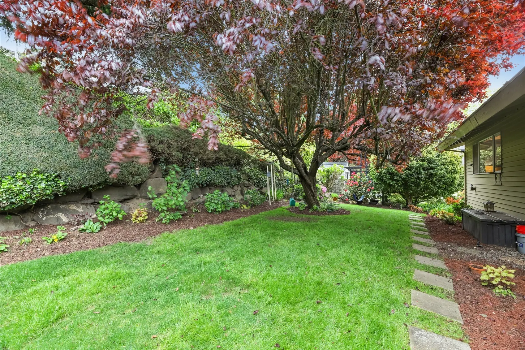 4553 53rd Avenue SW, Seattle, WA 98116