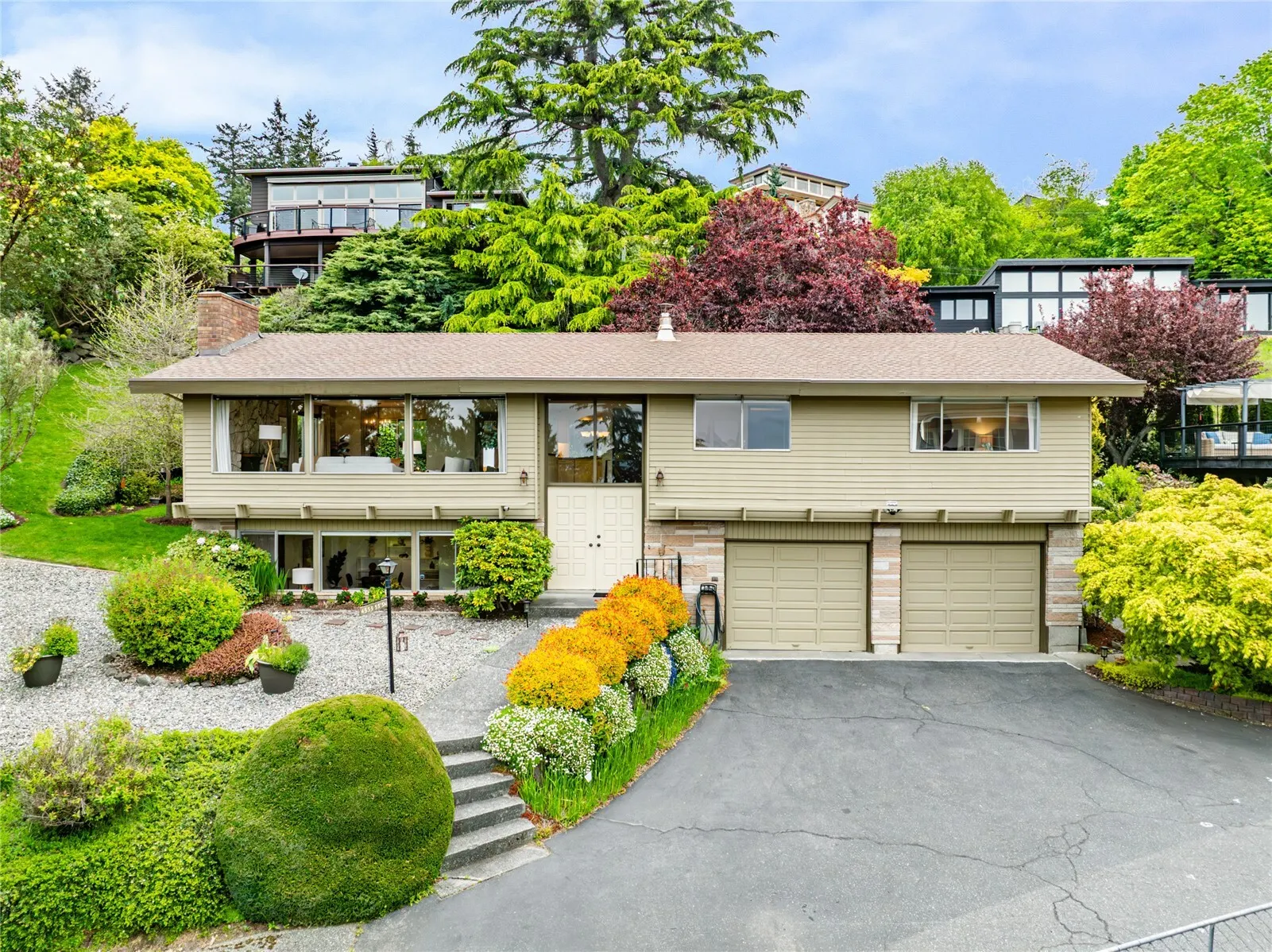 4553 53rd Avenue SW, Seattle, WA 98116