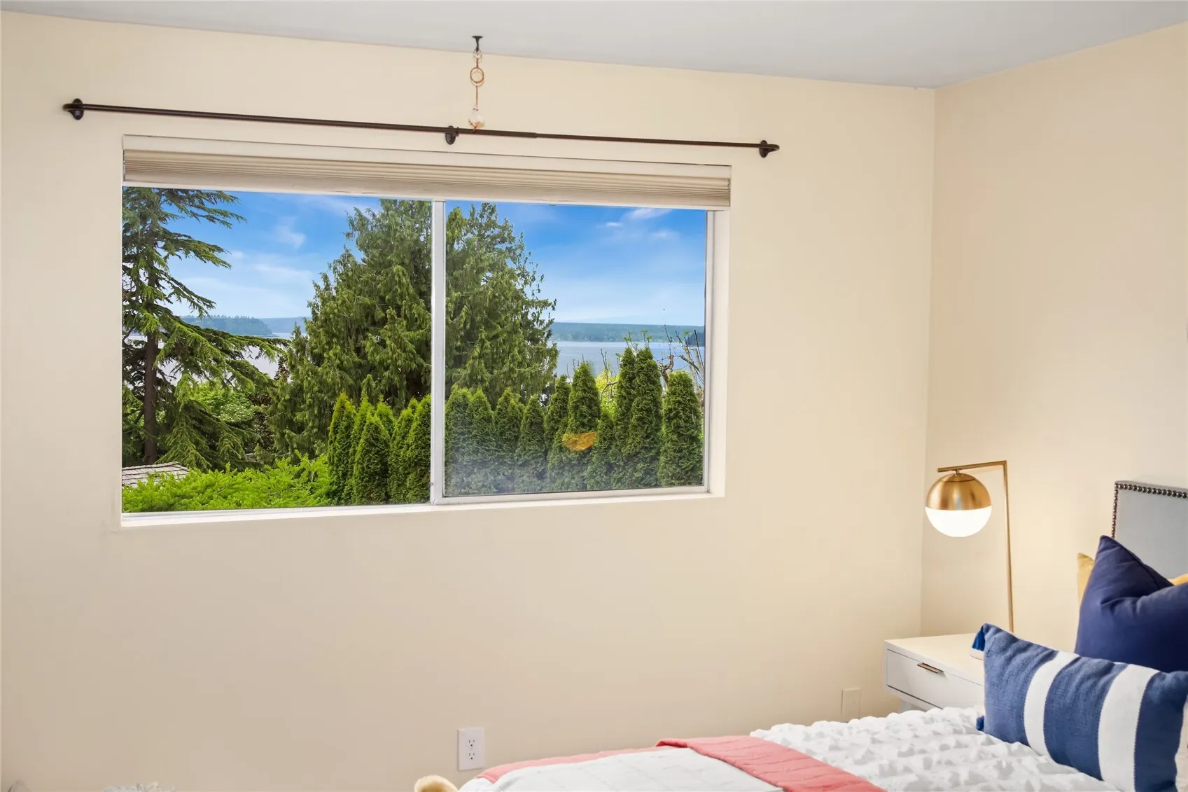 4553 53rd Avenue SW, Seattle, WA 98116