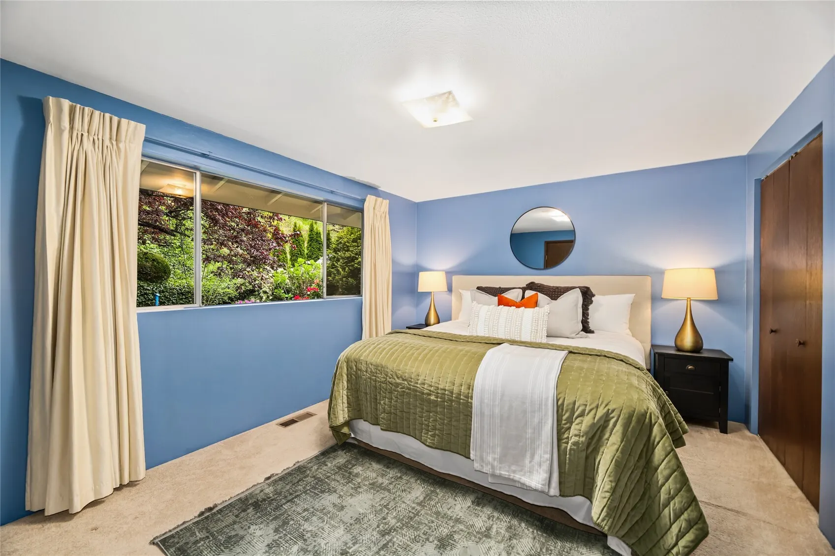 4553 53rd Avenue SW, Seattle, WA 98116