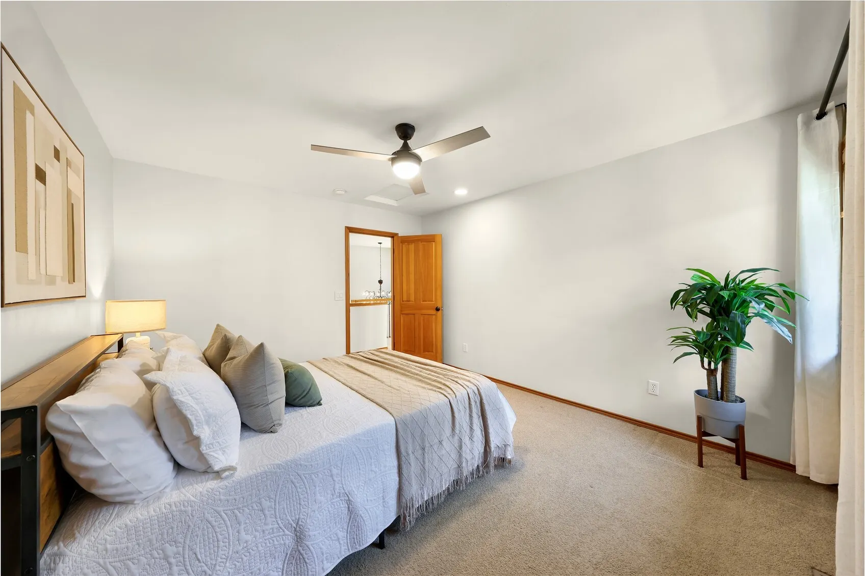 22209 NE 11th Place , Sammamish, WA 98074