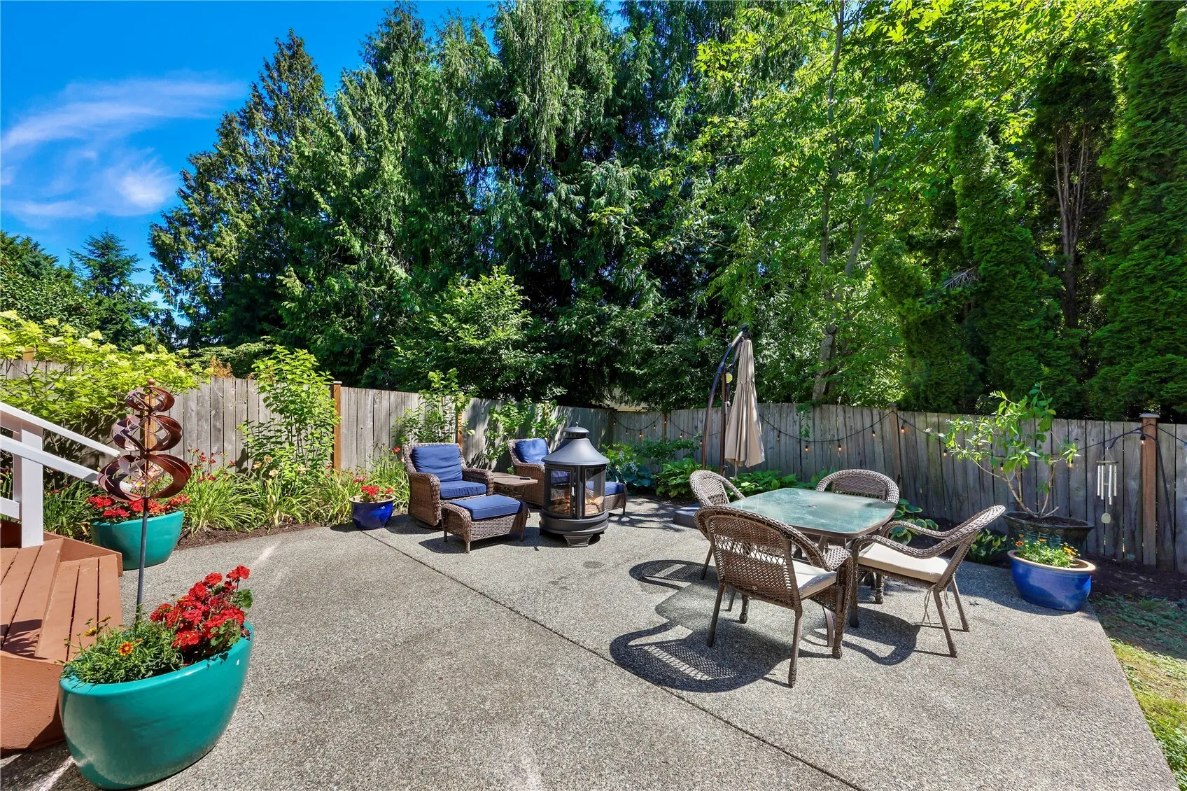 22209 NE 11th Place , Sammamish, WA 98074