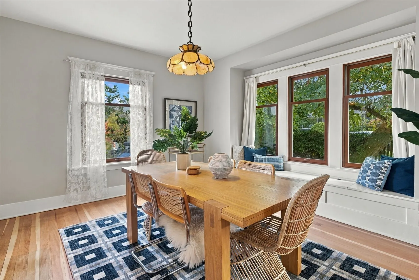 3080 S Andover Street , Seattle, WA 98108